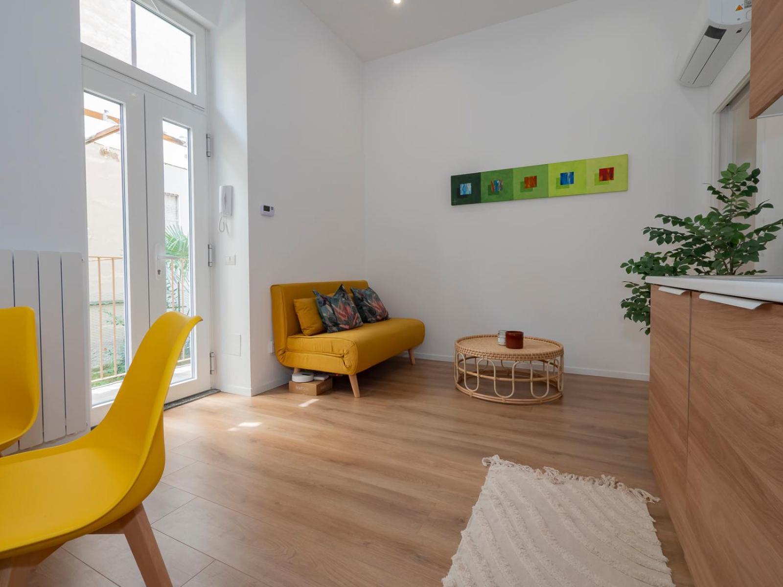 Xenia - Renovated Flat In Navigli Area Appartement
